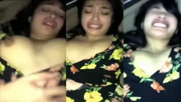 Suara Desahan Manja Pasangan Mesum Dalam Mobil
